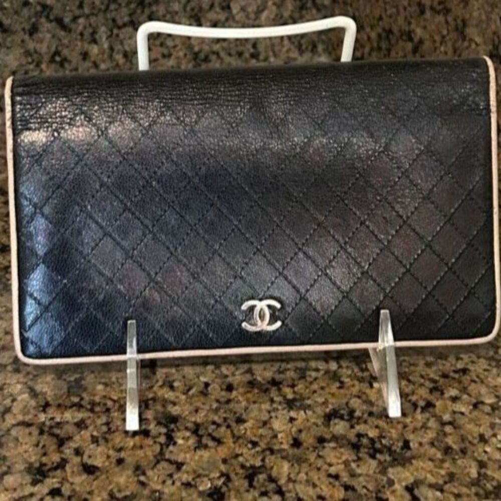 Chanel Vintage Black and Tan Leather Wallet